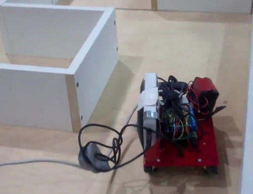 RobotPi navigates its maze
