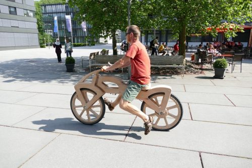 Raspberry PI-powered Dandy Horse Draisine
