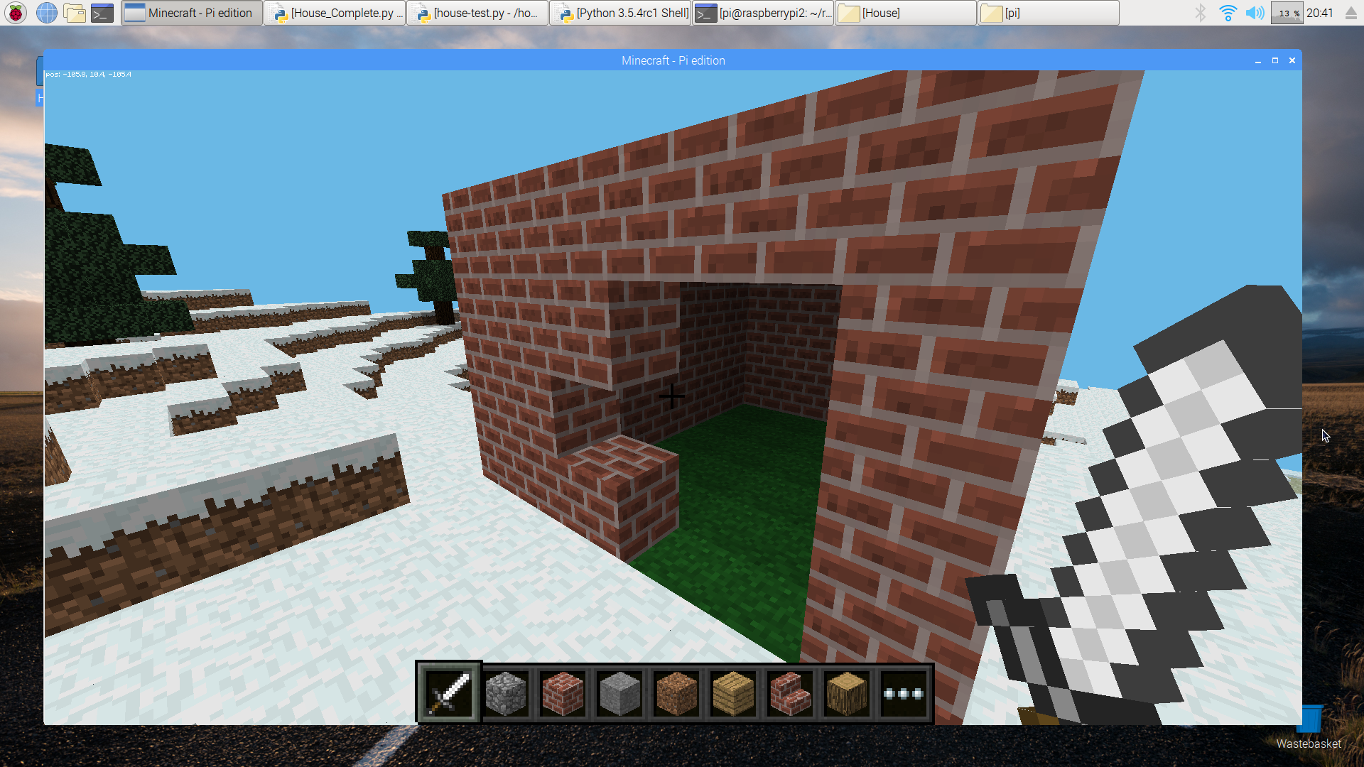 Minecraft pi edition. Шумы в МАЙНКРАФТЕ. ESP майнкрафт. Чит обустроивать дома. Как изменить ресурсы в майнкрафт пи