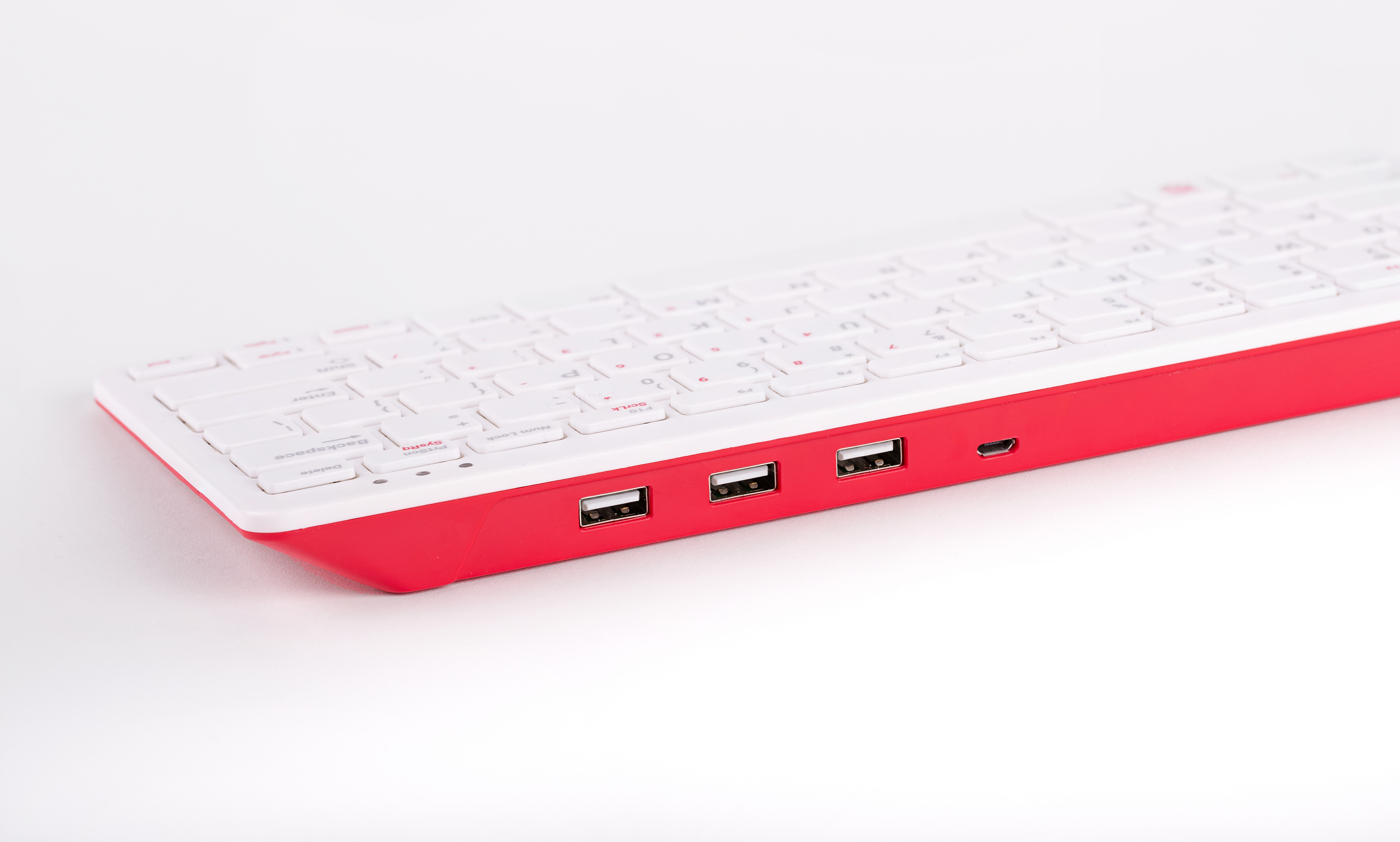 Raspberry Pi Keyboard with USB Hub