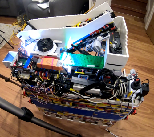 the universal LEGO sorter is an AI-powered machine that sorts every type of  block