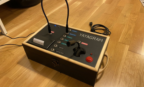 Maker Manu (@mrcatacroquer) is one inventive grandson, and he has warmed the cold hearts of Twitter with his Raspberry Pi-powered creation Yayagram. M