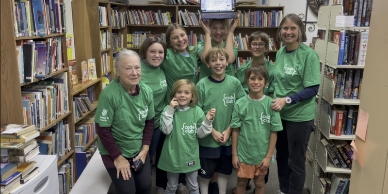 Miss Sandy, Ruth, and her Code Club in Pennsylvania 