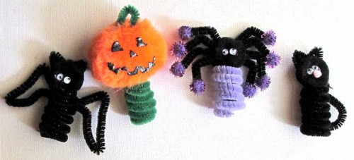 Spooky pipe-cleaner bugs and beasties