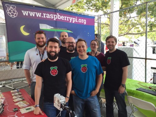 The Maker Faire booth crew (L-R) Roger, Matt, Eben, Philip, Russell, Rachel, and Ben.