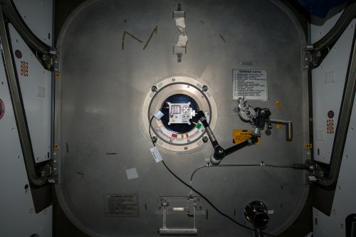 iss046e042740